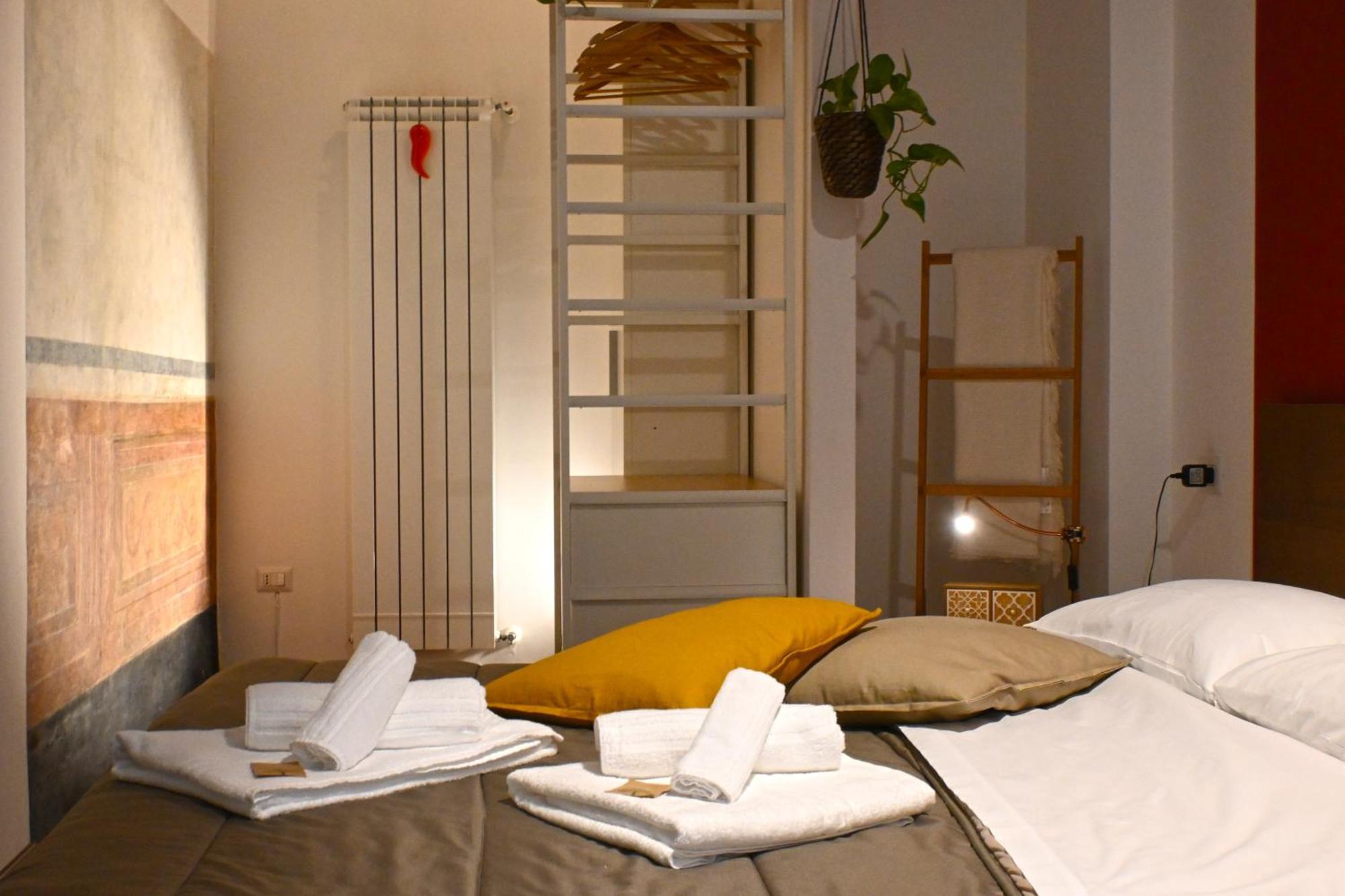 La Casa Di Apollo Lejlighed Napoli Eksteriør billede