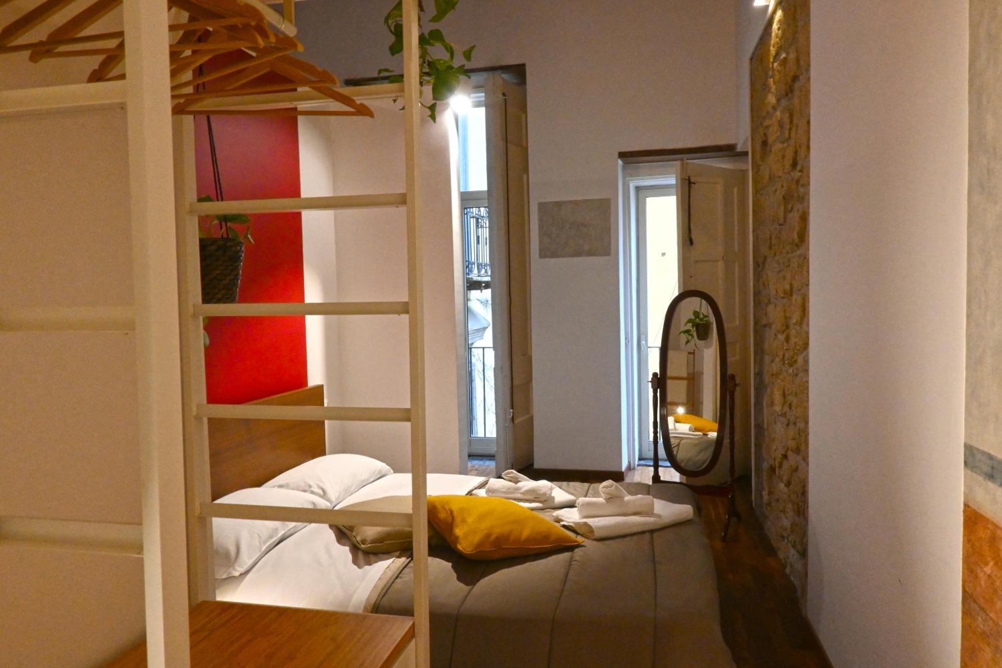 La Casa Di Apollo Lejlighed Napoli Eksteriør billede