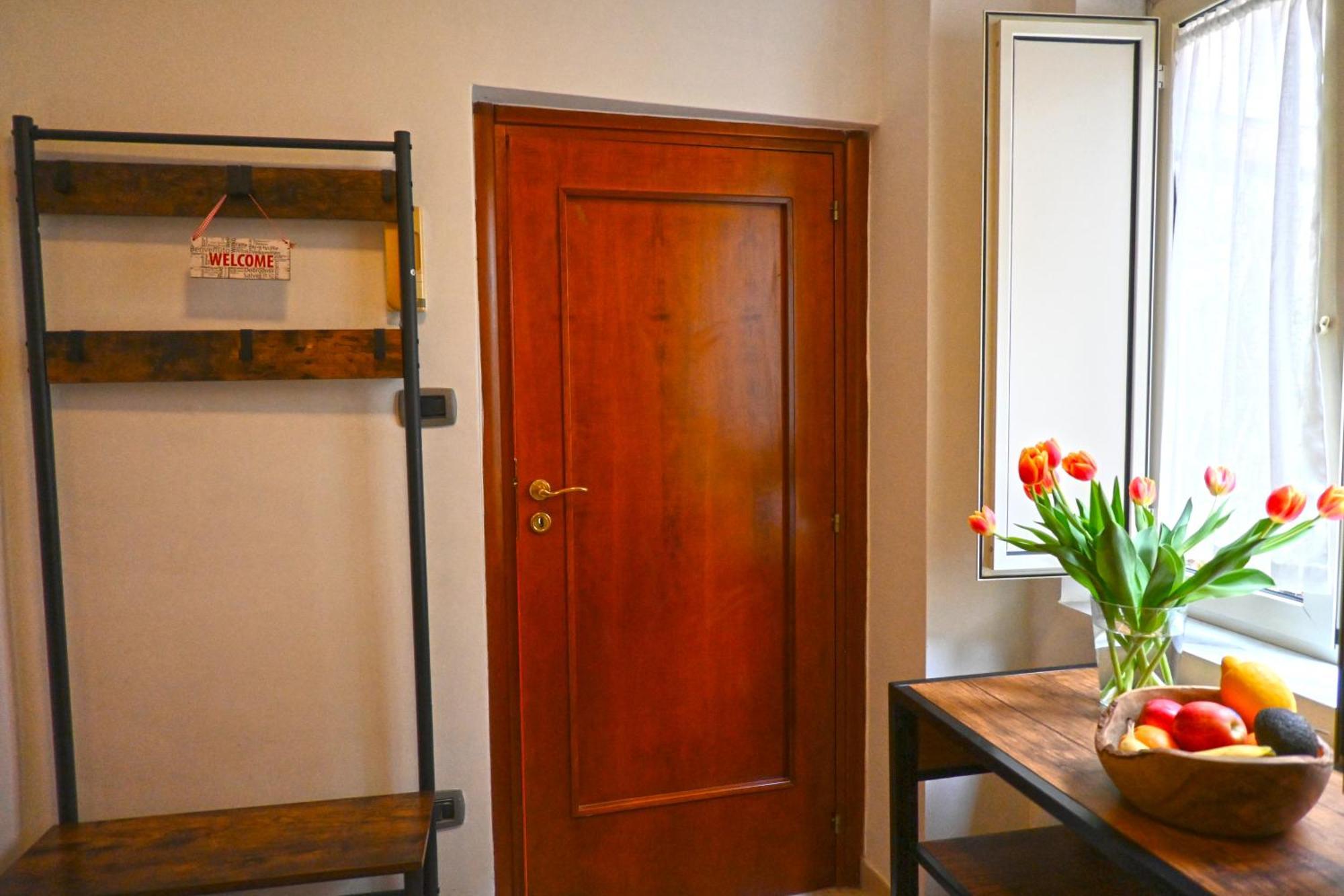 La Casa Di Apollo Lejlighed Napoli Eksteriør billede