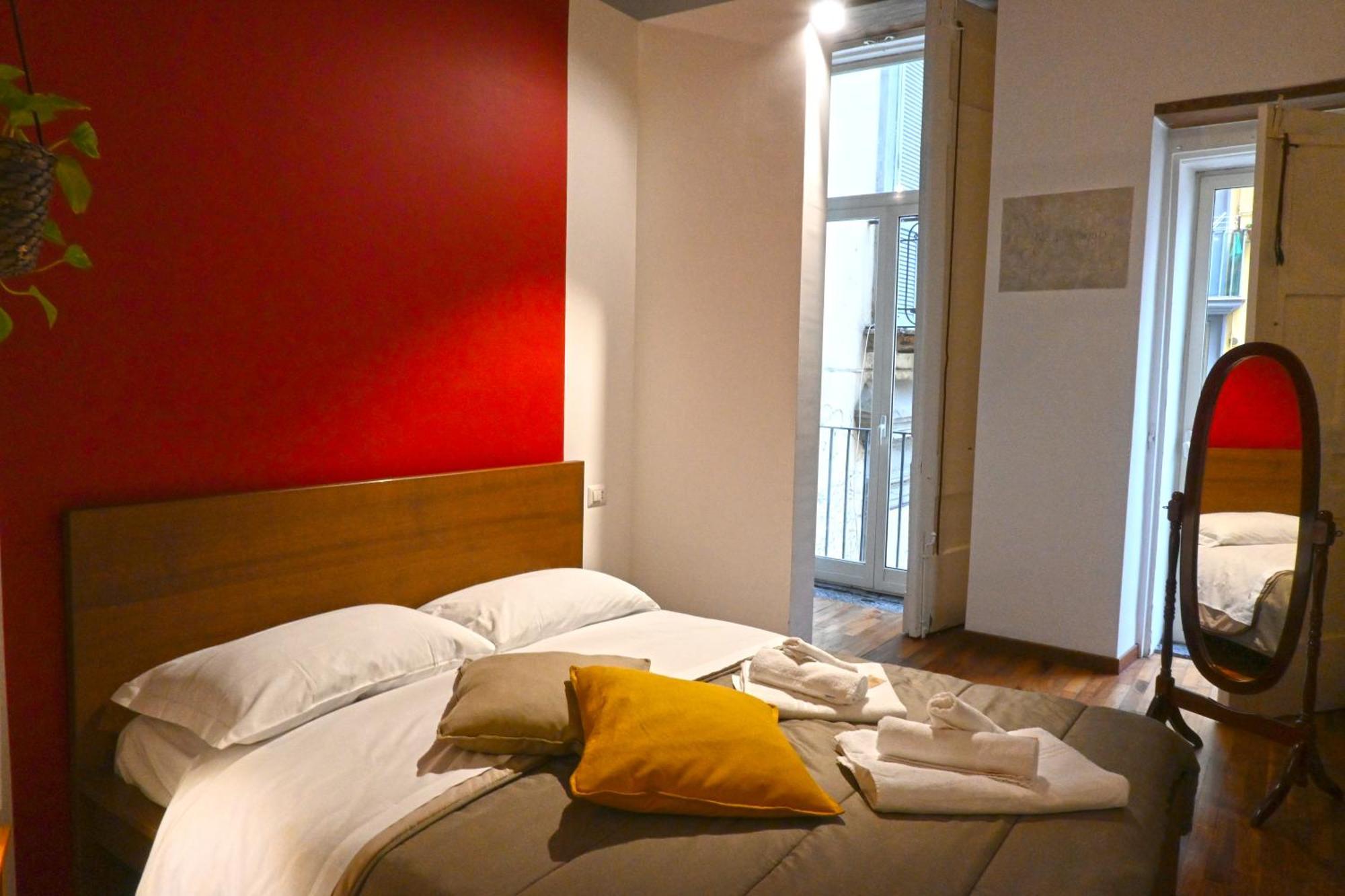 La Casa Di Apollo Lejlighed Napoli Eksteriør billede